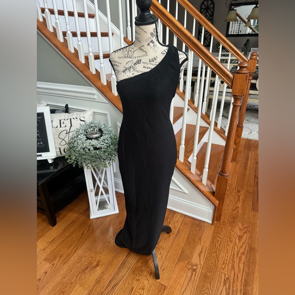 NWT - Revolve Rumer PENELOPE OS MAXI - Picture 12 of 14